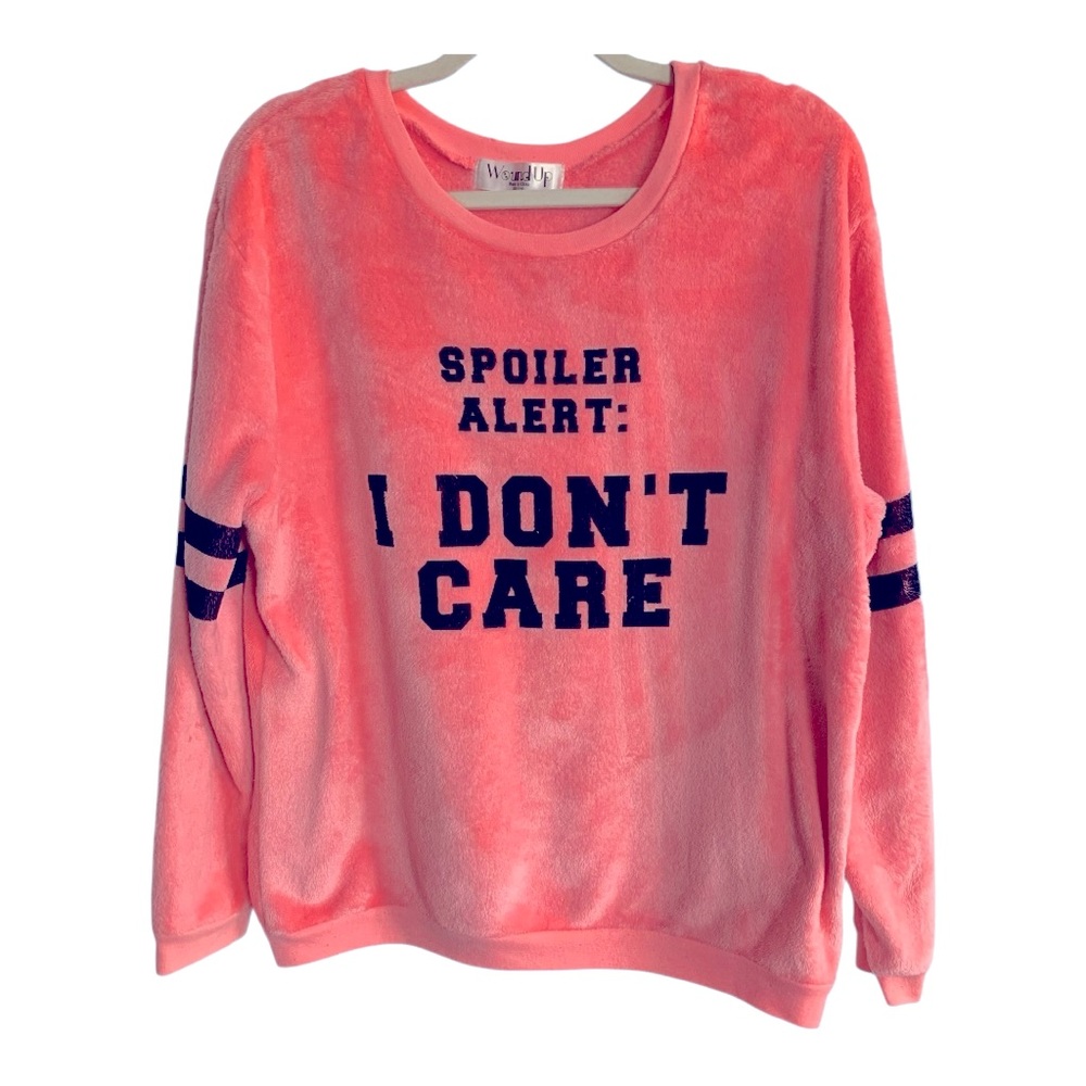 Wound Up Coral Pull Over Sz XXL